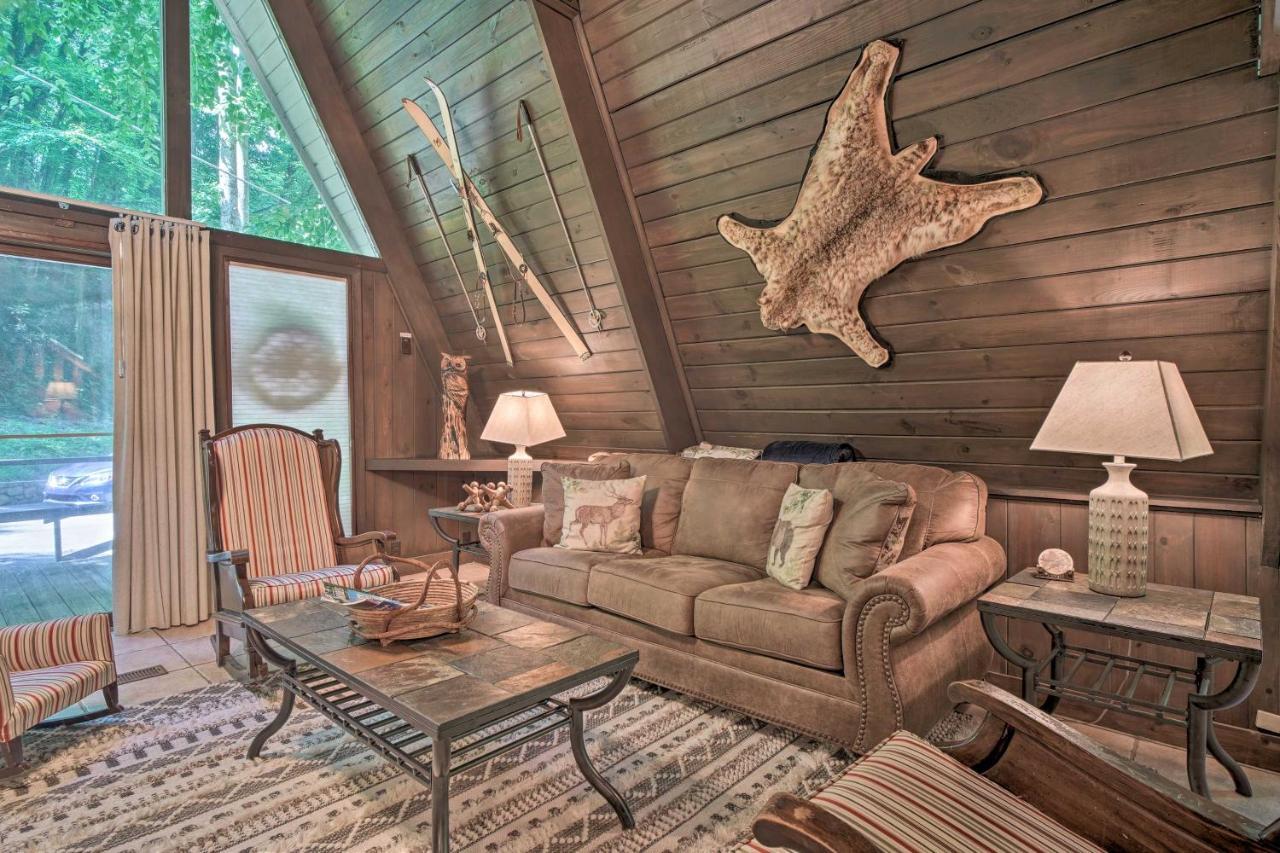 Snuggle Inn In The Heart Of Chalet Village! แกตลิงเบิร์ก ภายนอก รูปภาพ