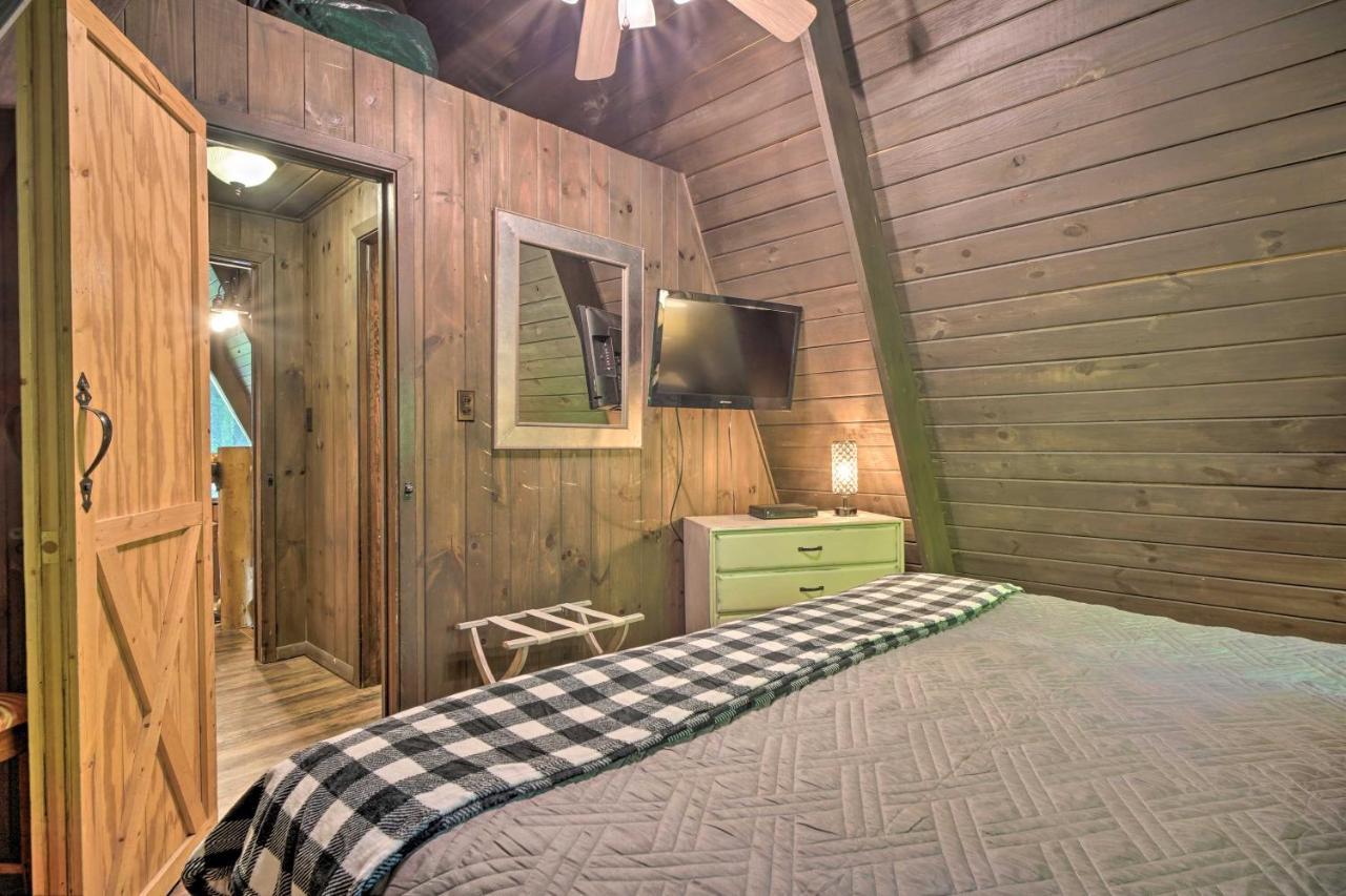 Snuggle Inn In The Heart Of Chalet Village! แกตลิงเบิร์ก ภายนอก รูปภาพ